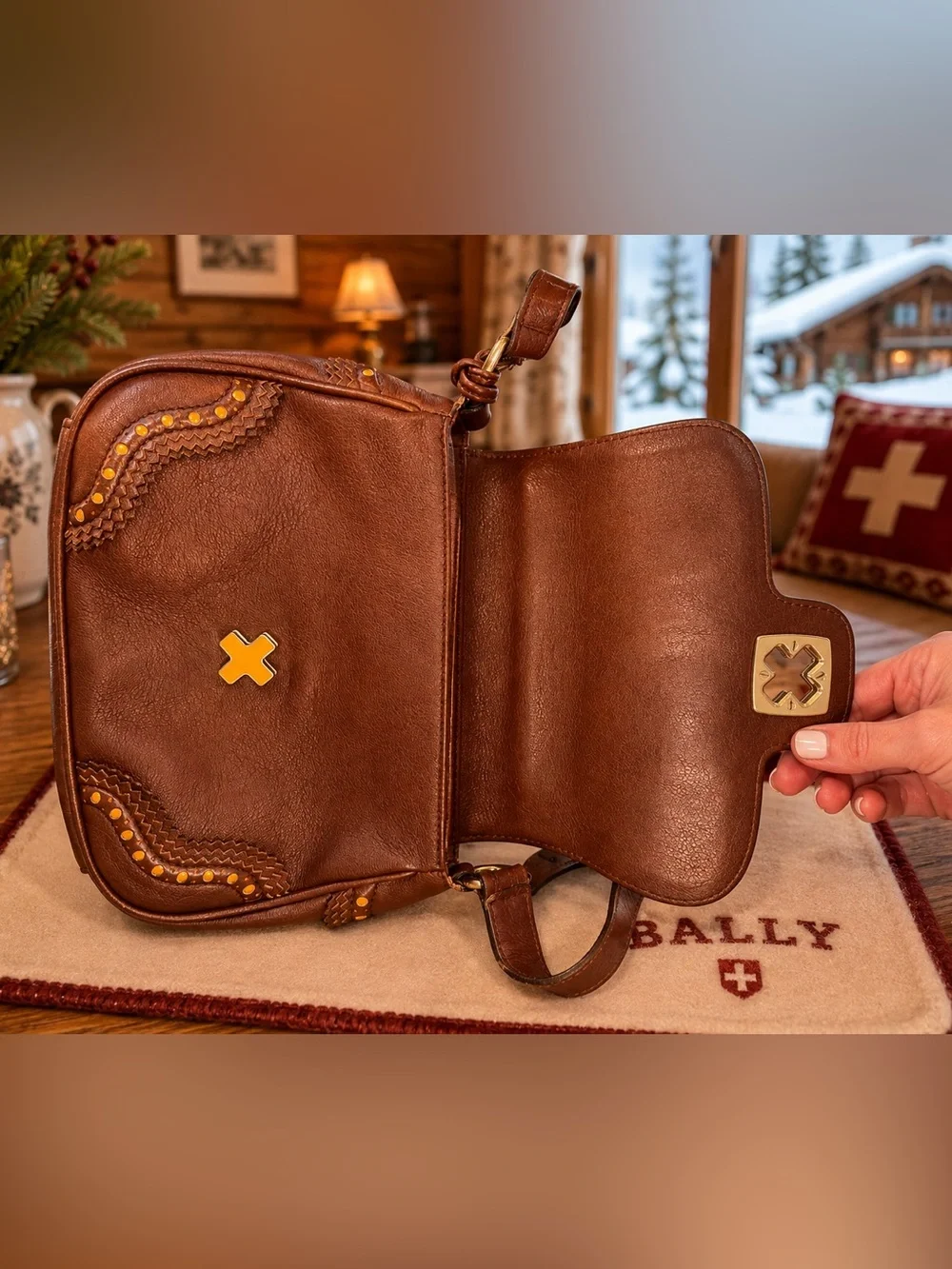 Bally Brown Leather Tassel 2-Way & Crossbody Turn Lock | Italian Leather | Rare
